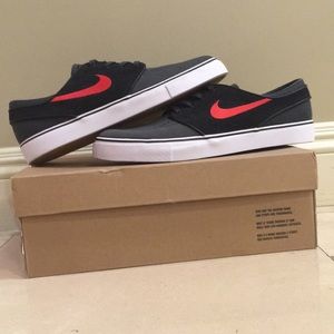 Nike Zoom Stefan Janoski (Black/Red/Gray)